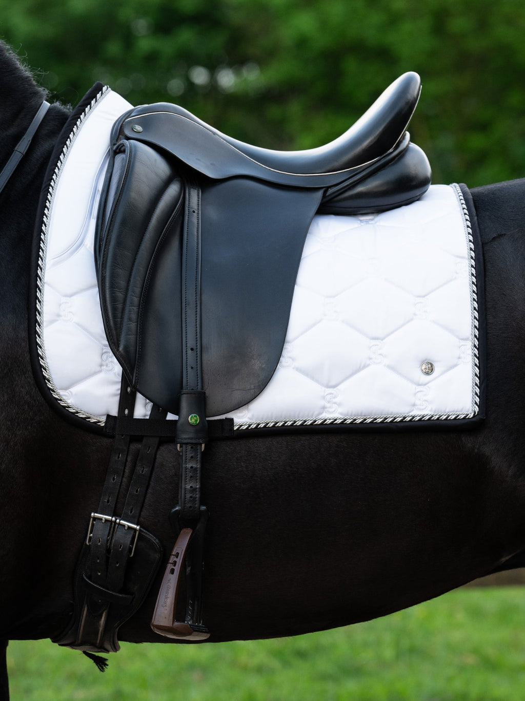 Saddle Pad Dressage Signature - White | Black