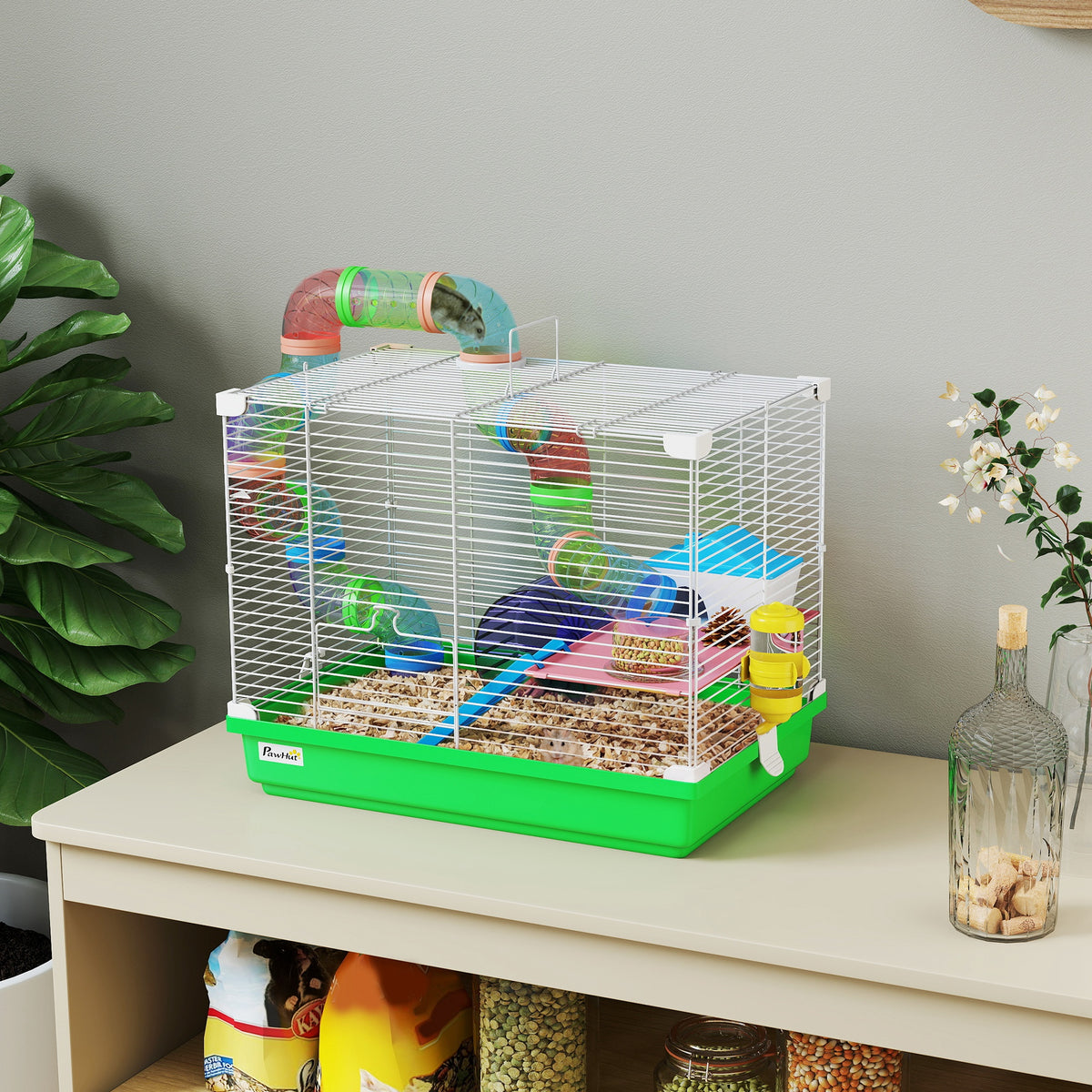 This superb cage for dwarf hamsters and gerbils offers an ideal habitat and play area for your small pet(s)